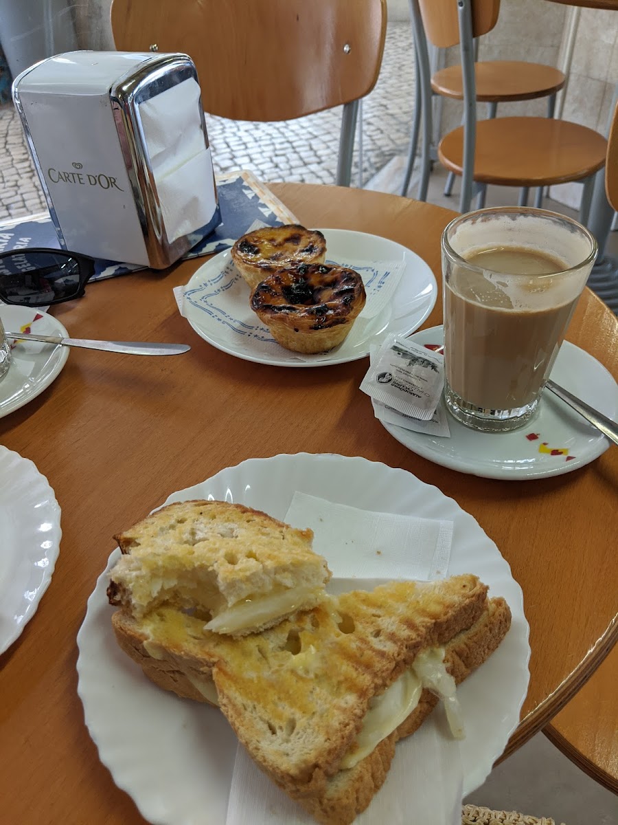 Pastelaria E Gelataria Barhon-10